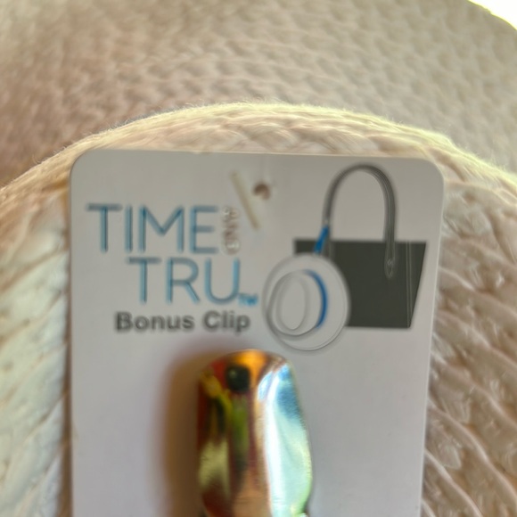 White Panama Hat with Light Blue Band; NWT; OSFM; Clip For Purse included - Picture 12 of 12